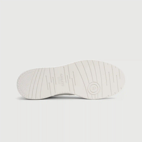 The Kingston - White White