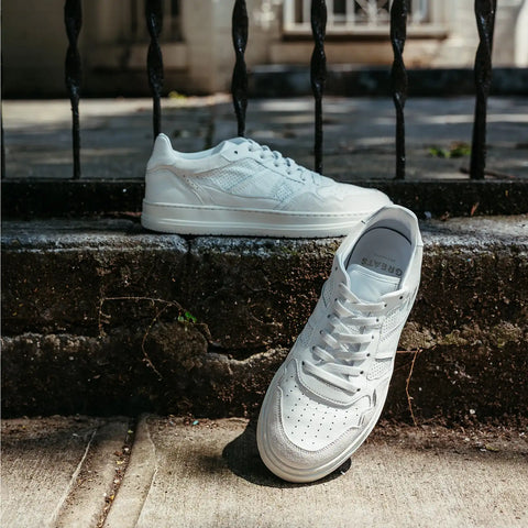 The Kingston - White White