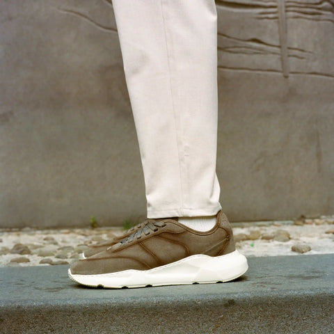 The Manhattan City Runner - Mineral Taupe
